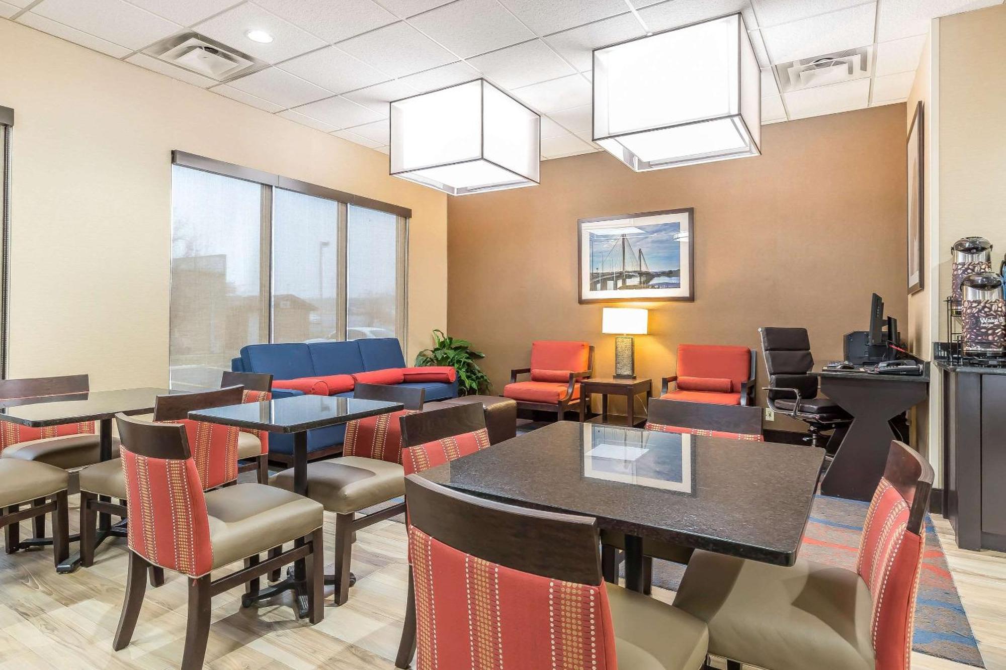 Comfort Inn Alton Near I-255 Εξωτερικό φωτογραφία