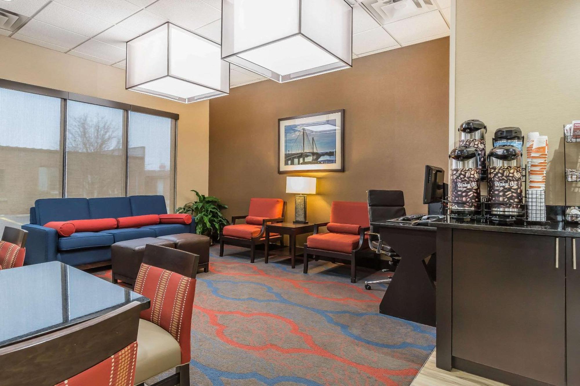 Comfort Inn Alton Near I-255 Εξωτερικό φωτογραφία
