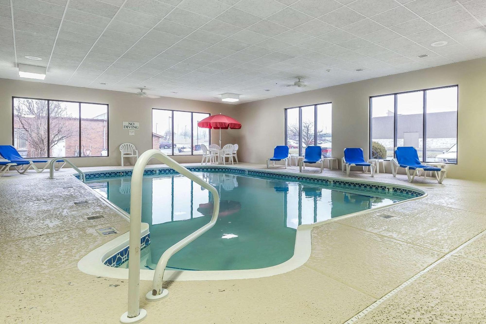 Comfort Inn Alton Near I-255 Εξωτερικό φωτογραφία