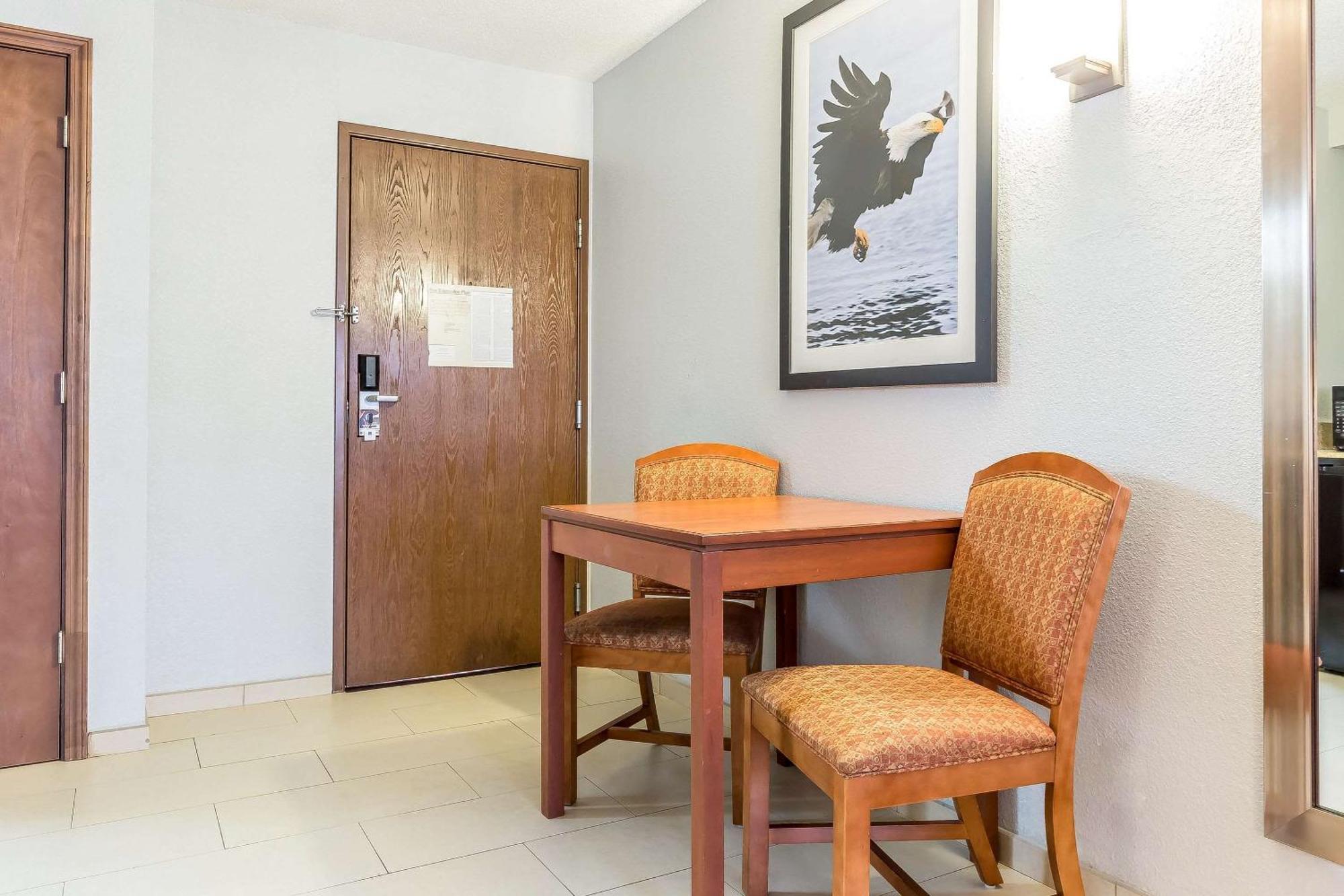 Comfort Inn Alton Near I-255 Εξωτερικό φωτογραφία